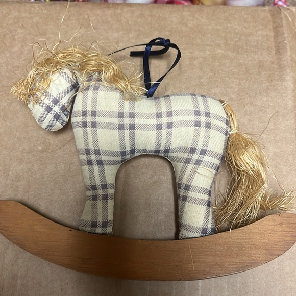 ASSORTED PRIMITIVE CHRISTMAS DECORATIONS - Picture 6 of 8